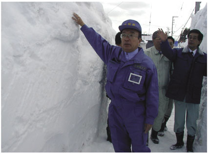 平成15年から平成16年にかけての雪害写真
