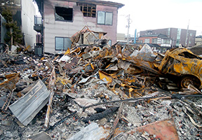 糸魚川市内の焼損した家屋