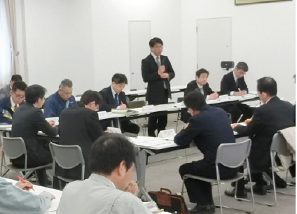 「円山川タイムライン連絡会」では民間企業も含めて17の防災関連機関が参加し、議論が行われた。（写真提供：国土交通省 豊岡河川国道事務所）