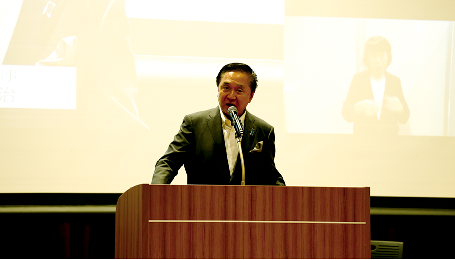 黒岩神奈川県知事による挨拶