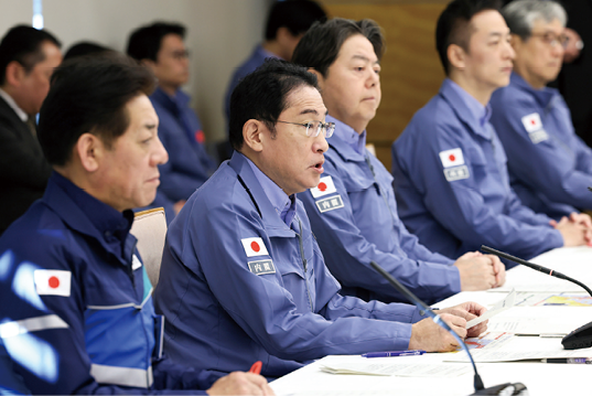 第1回非常災害対策本部会議の模様（首相官邸HP）