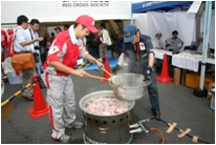 常食の炊き出し実演3