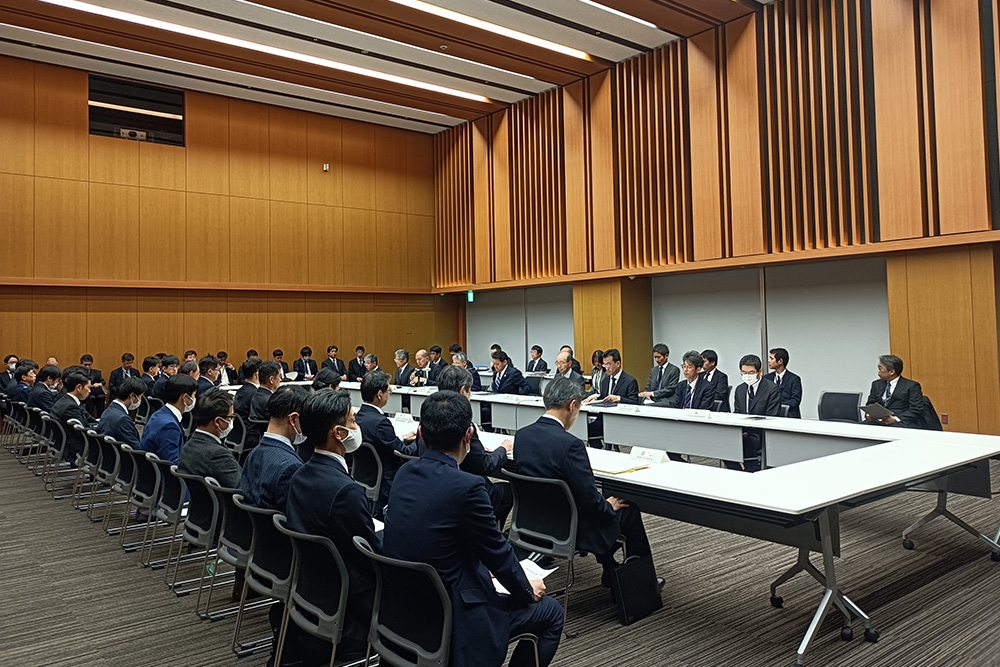 会議の様子（全景）